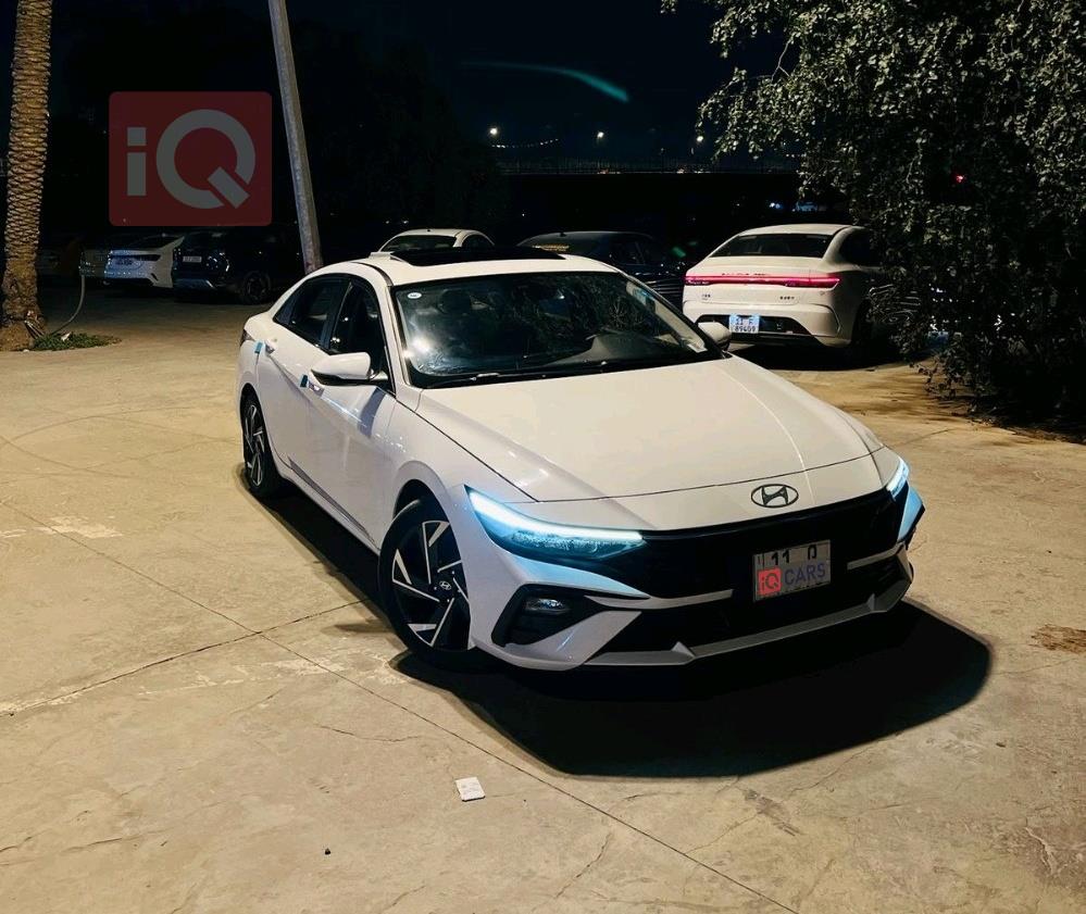 هیۆندای ئەلەنترا